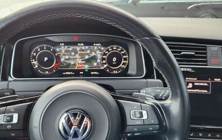 Volkswagen Golf R VII, 2020 год, 4 200 000 рублей, 10 фотография