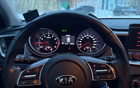 KIA cee'd III, 2021 год, 2 200 000 рублей, 15 фотография