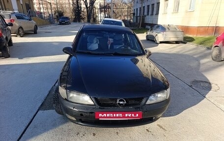 Opel Vectra B рестайлинг, 1996 год, 175 000 рублей, 5 фотография