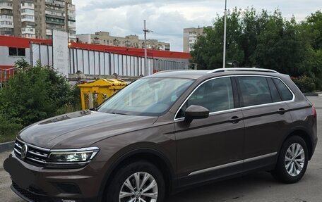 Volkswagen Tiguan II, 2017 год, 2 500 000 рублей, 4 фотография