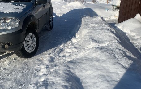 Chevrolet Niva I рестайлинг, 2013 год, 410 000 рублей, 11 фотография