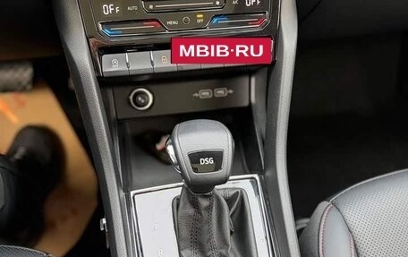 Skoda Karoq I, 2022 год, 1 721 001 рублей, 10 фотография