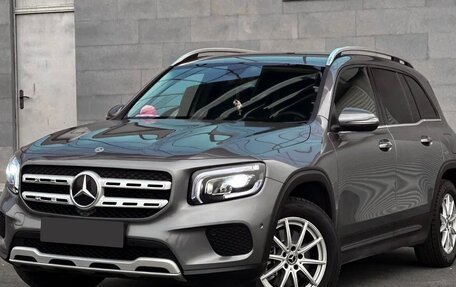 Mercedes-Benz GLB, 2021 год, 2 500 000 рублей, 2 фотография