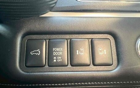 Mitsubishi Delica D:5 I, 2022 год, 2 510 000 рублей, 11 фотография