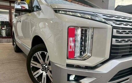 Mitsubishi Delica D:5 I, 2022 год, 2 510 000 рублей, 4 фотография