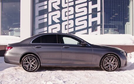 Mercedes-Benz E-Класс, 2021 год, 5 350 000 рублей, 5 фотография