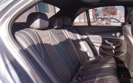 Mercedes-Benz E-Класс, 2021 год, 5 350 000 рублей, 9 фотография