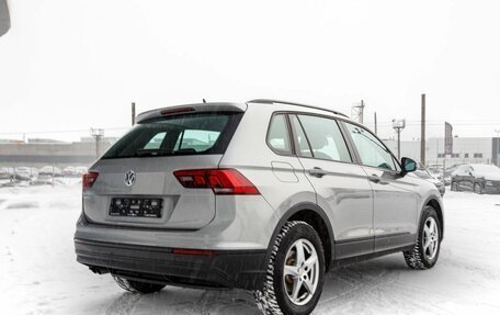 Volkswagen Tiguan II, 2019 год, 1 890 000 рублей, 5 фотография