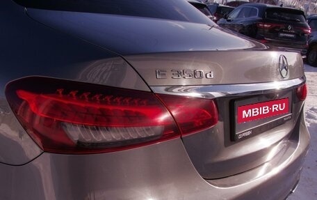 Mercedes-Benz E-Класс, 2021 год, 5 350 000 рублей, 40 фотография