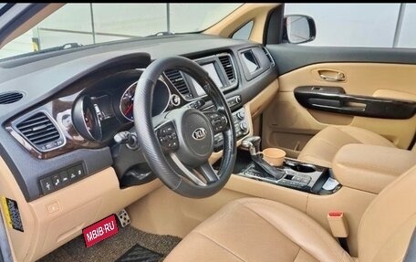 KIA Carnival III, 2018 год, 3 000 000 рублей, 3 фотография