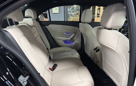 Mercedes-Benz A-Класс, 2025 год, 4 390 000 рублей, 19 фотография