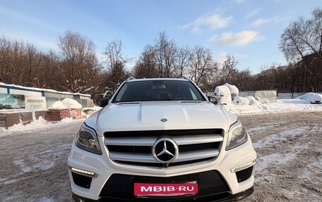 Mercedes-Benz GL-Класс, 2015 год, 3 000 000 рублей, 1 фотография