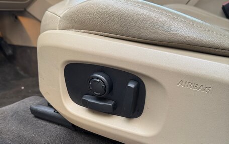 Land Rover Range Rover Evoque I, 2017 год, 2 600 000 рублей, 10 фотография