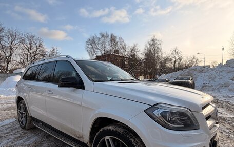 Mercedes-Benz GL-Класс, 2015 год, 3 000 000 рублей, 3 фотография