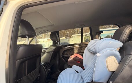 Mercedes-Benz GL-Класс, 2015 год, 3 000 000 рублей, 9 фотография