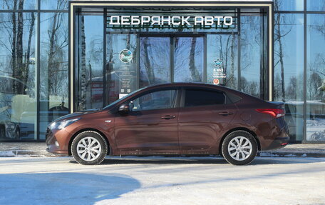 Hyundai Solaris II рестайлинг, 2022 год, 1 820 000 рублей, 2 фотография