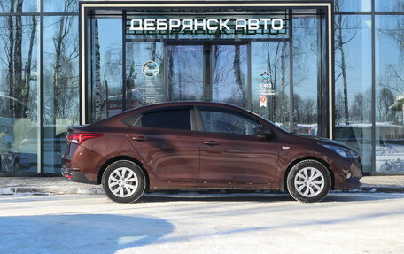 Hyundai Solaris II рестайлинг, 2022 год, 1 820 000 рублей, 4 фотография