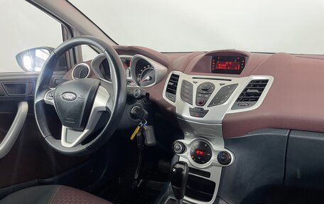 Ford Fiesta, 2011 год, 850 000 рублей, 13 фотография