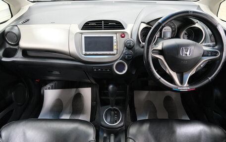 Honda Fit III, 2011 год, 979 000 рублей, 16 фотография