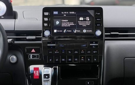 Hyundai Staria, 2024 год, 8 890 000 рублей, 20 фотография