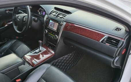 Toyota Camry, 2013 год, 1 367 000 рублей, 6 фотография