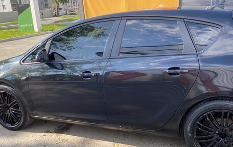 Opel Astra J, 2011 год, 870 000 рублей, 3 фотография