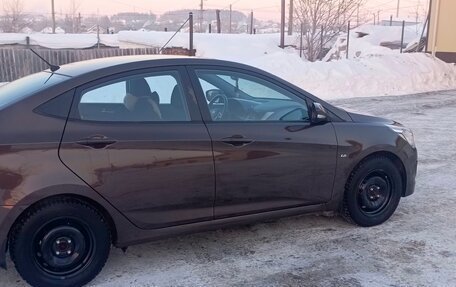 Hyundai Solaris II рестайлинг, 2015 год, 1 150 000 рублей, 4 фотография