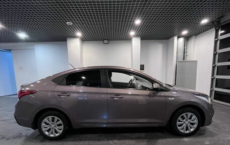 Hyundai Solaris II рестайлинг, 2018 год, 1 200 000 рублей, 2 фотография