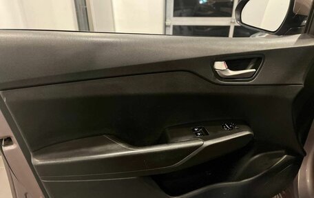 Hyundai Solaris II рестайлинг, 2018 год, 1 200 000 рублей, 19 фотография