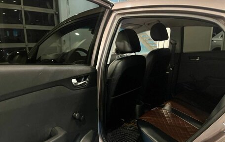 Hyundai Solaris II рестайлинг, 2018 год, 1 200 000 рублей, 21 фотография