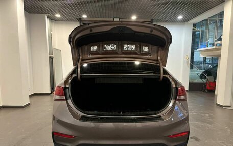 Hyundai Solaris II рестайлинг, 2018 год, 1 200 000 рублей, 30 фотография