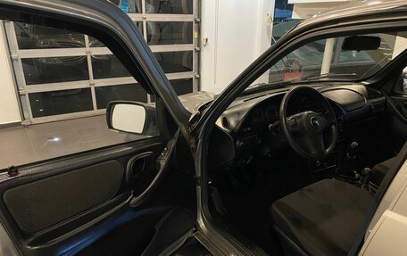 Chevrolet Niva I рестайлинг, 2013 год, 490 000 рублей, 21 фотография