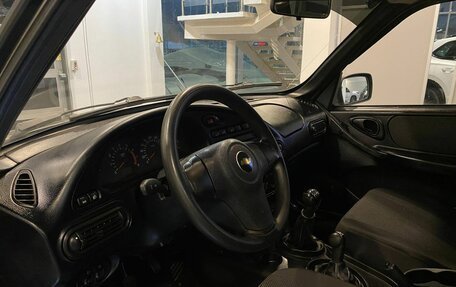 Chevrolet Niva I рестайлинг, 2013 год, 490 000 рублей, 23 фотография