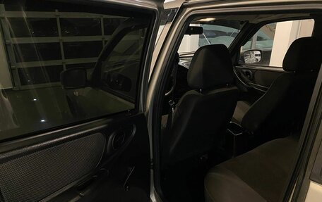 Chevrolet Niva I рестайлинг, 2013 год, 490 000 рублей, 24 фотография