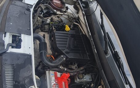 Renault Logan II, 2019 год, 550 000 рублей, 8 фотография