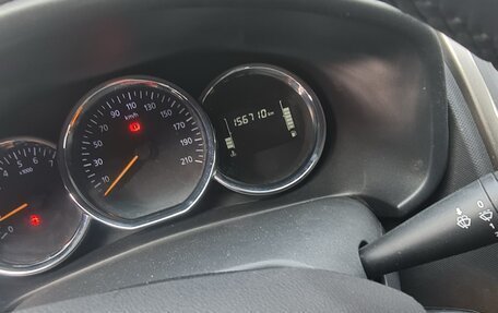 Renault Logan II, 2019 год, 550 000 рублей, 12 фотография