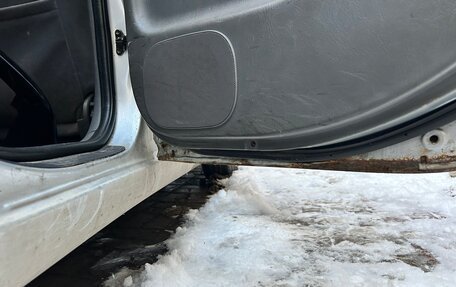 Toyota Avensis III рестайлинг, 2000 год, 290 000 рублей, 6 фотография