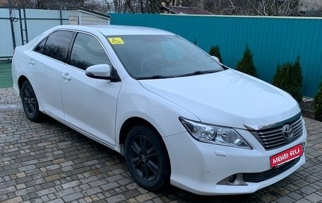 Toyota Camry, 2013 год, 1 550 000 рублей, 4 фотография