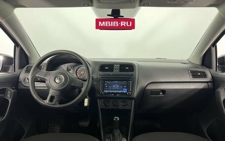 Volkswagen Polo VI (EU Market), 2015 год, 970 000 рублей, 15 фотография