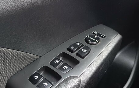 Hyundai Solaris II рестайлинг, 2017 год, 1 240 000 рублей, 23 фотография