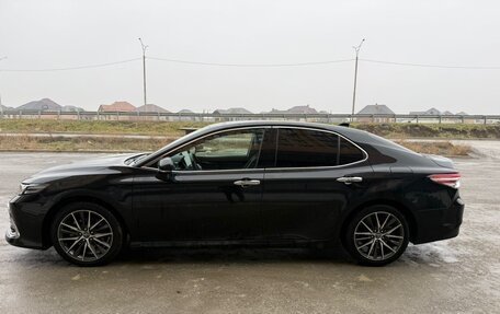 Toyota Camry, 2023 год, 3 450 000 рублей, 10 фотография