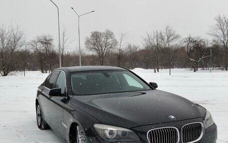 BMW 7 серия, 2011 год, 1 700 000 рублей, 2 фотография