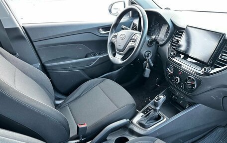 Hyundai Solaris II рестайлинг, 2020 год, 1 420 000 рублей, 19 фотография