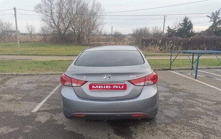 Hyundai Avante, 2011 год, 900 000 рублей, 4 фотография