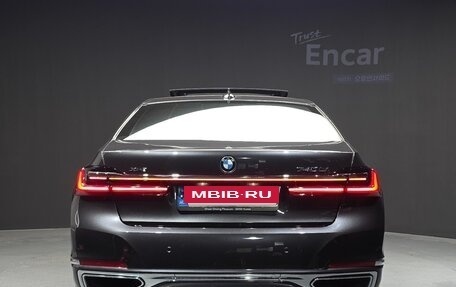 BMW 7 серия, 2022 год, 9 375 000 рублей, 2 фотография