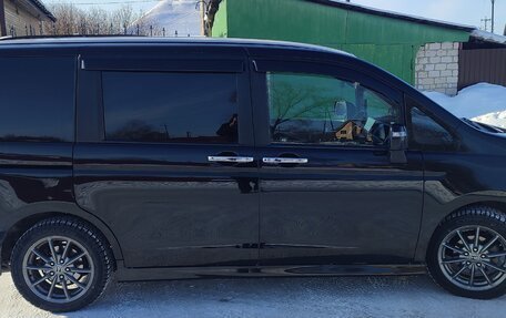 Honda Stepwgn IV, 2014 год, 1 650 000 рублей, 3 фотография