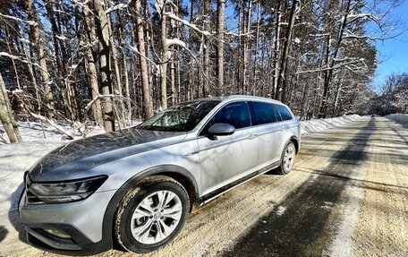 Volkswagen Passat B8 рестайлинг, 2020 год, 2 850 000 рублей, 3 фотография