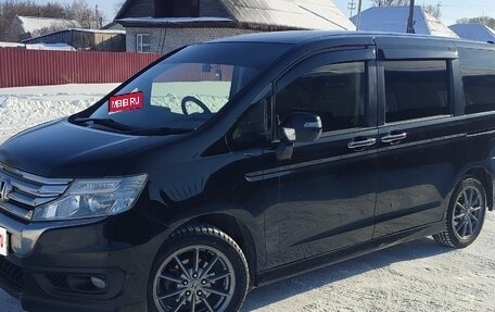 Honda Stepwgn IV, 2014 год, 1 650 000 рублей, 2 фотография