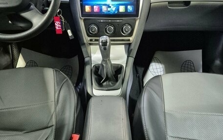 Skoda Octavia, 2011 год, 848 000 рублей, 13 фотография