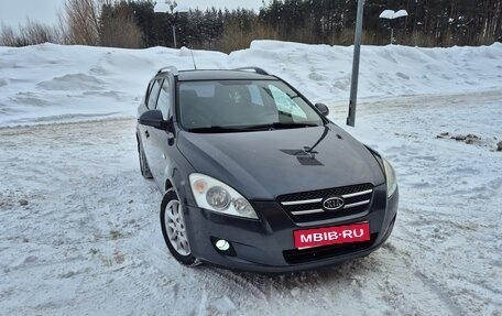 KIA cee'd I рестайлинг, 2008 год, 700 000 рублей, 1 фотография